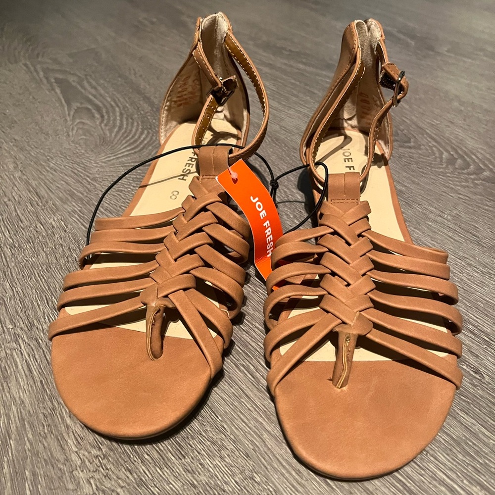 Joe Fresh Brown Strappy Sandals (Size: 8)
